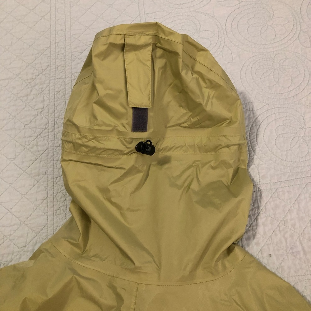 Helly Hansen shell jacket. Size large. - image 4